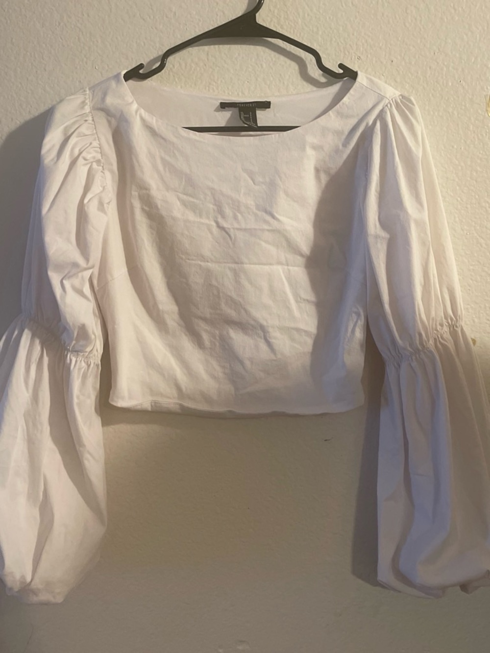 Forever 21 White Puff-Sleeve Crop Top